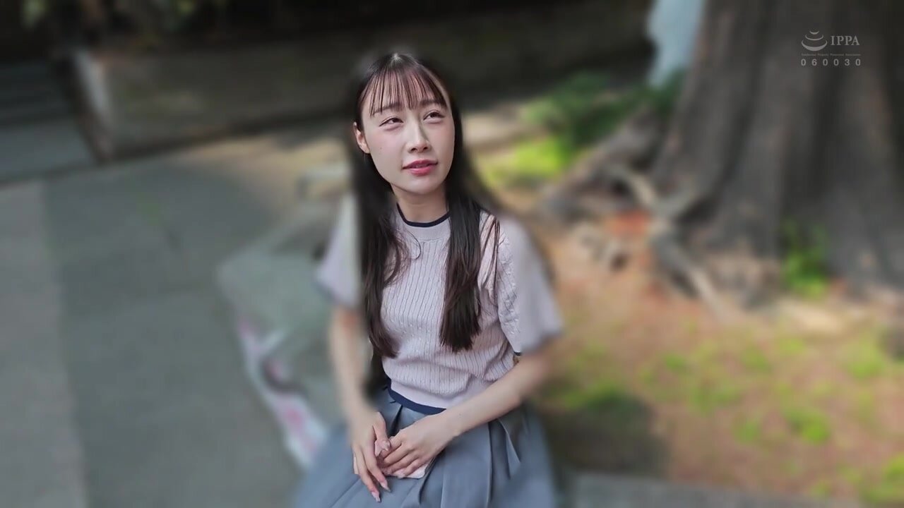 SIGLS-014 I'm looking for a girl who just turned 20. First time drinking alcohol → Tipsy POV. Honoka-chan, a flexible female college student from the cheerleading club.