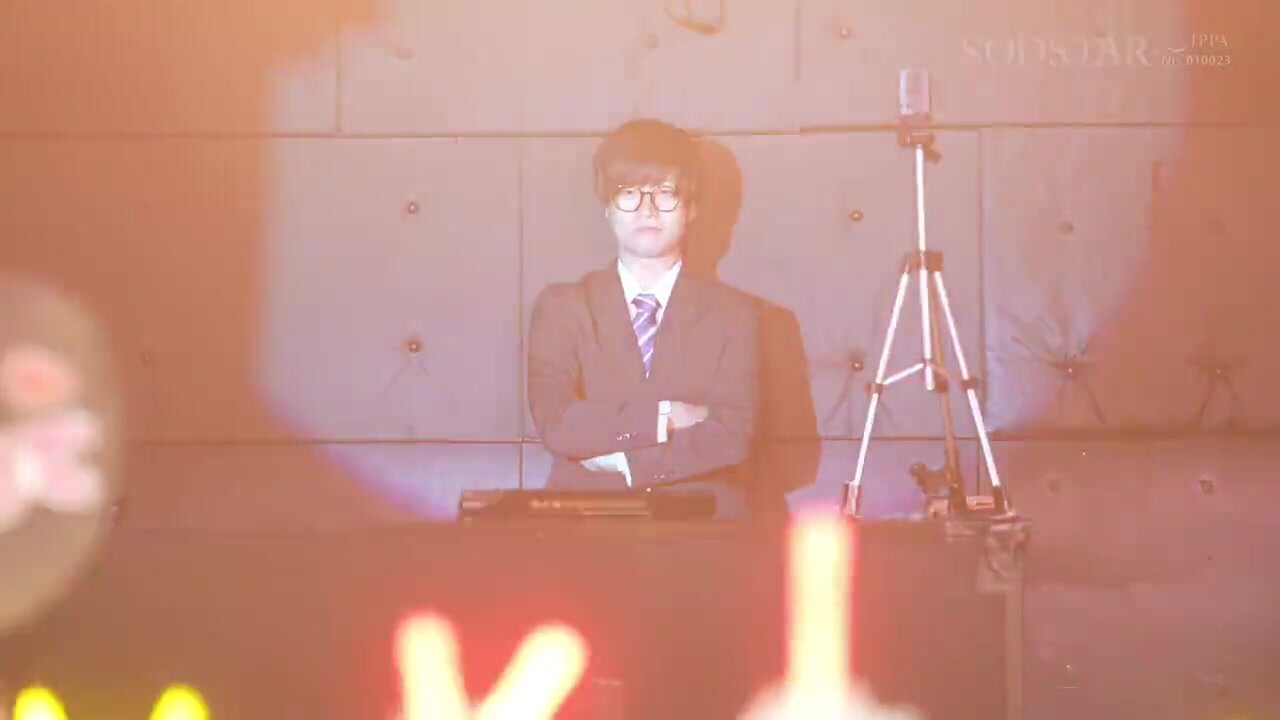 START-397 A completely new live-action adaptation! "My Idol is Too Sexy, It's a Problem" [AV x Manga x Original Song] A first in history!? Triple collaboration unveiled!!! Koibuchi Momona