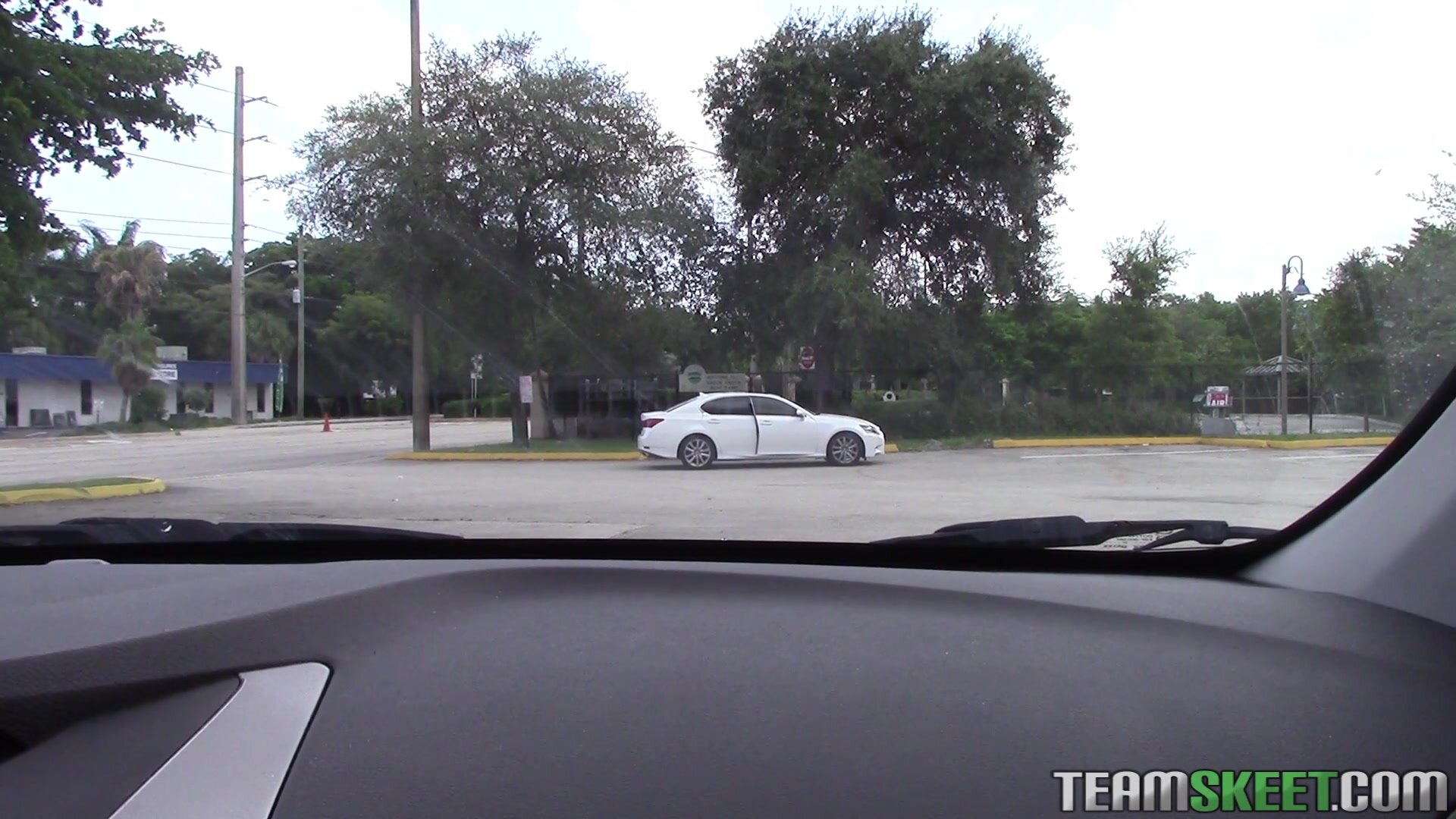 Chanel Collins  - Oye Loca