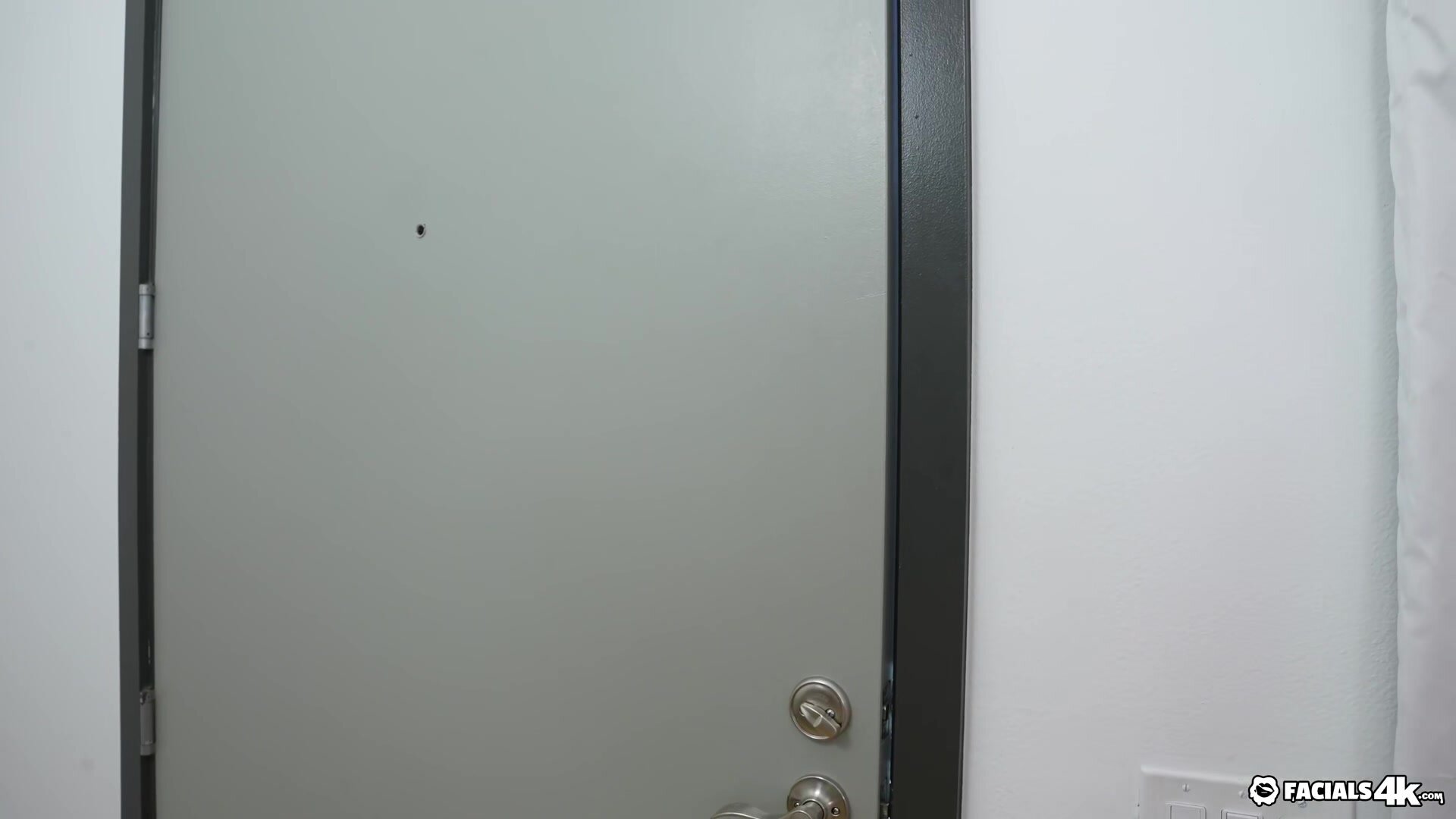 Melanie Marie - Horny College Threesome