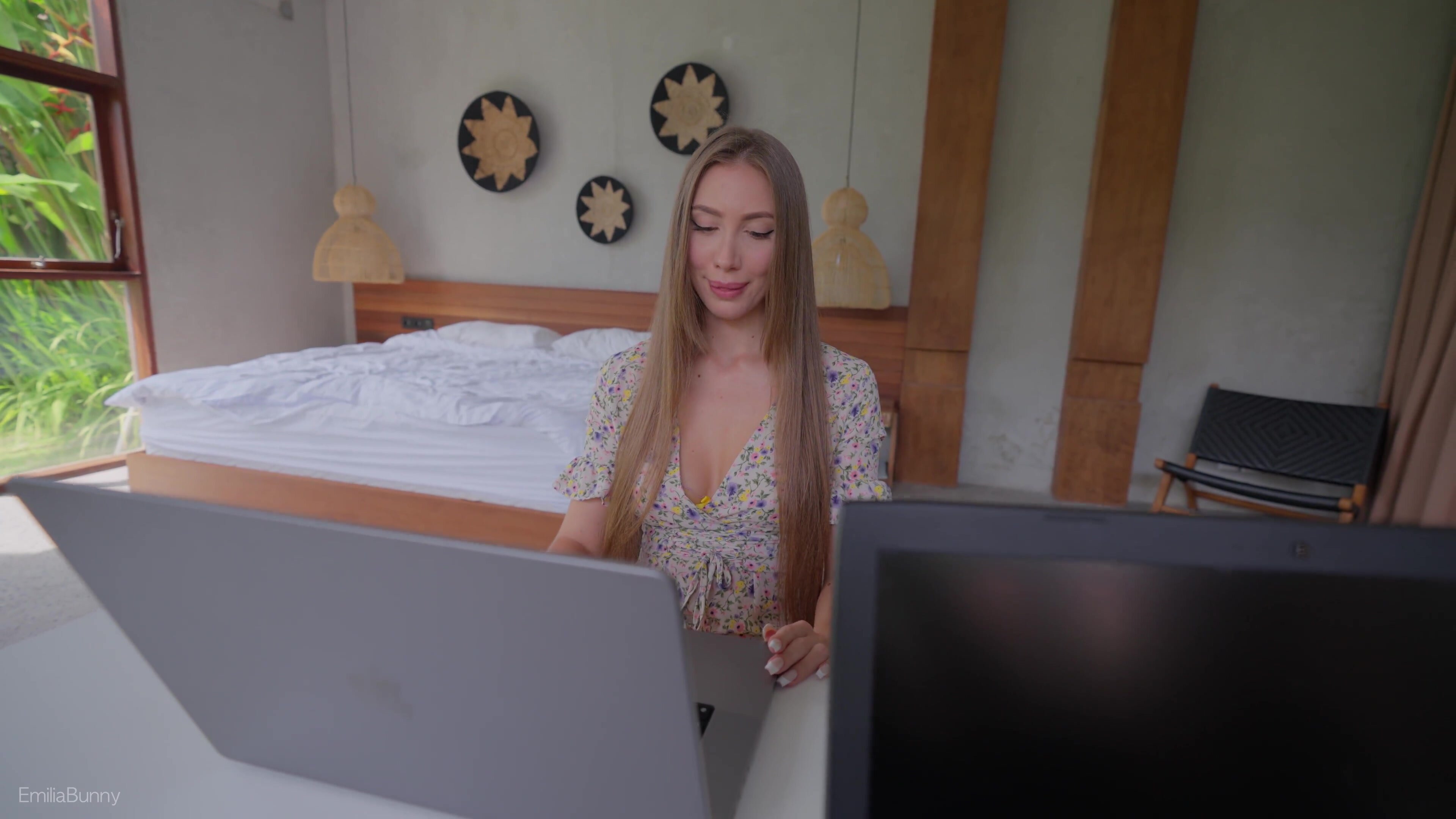 Emilia Bunny - STEPSISTER practices skills before Meeting her boyfriend