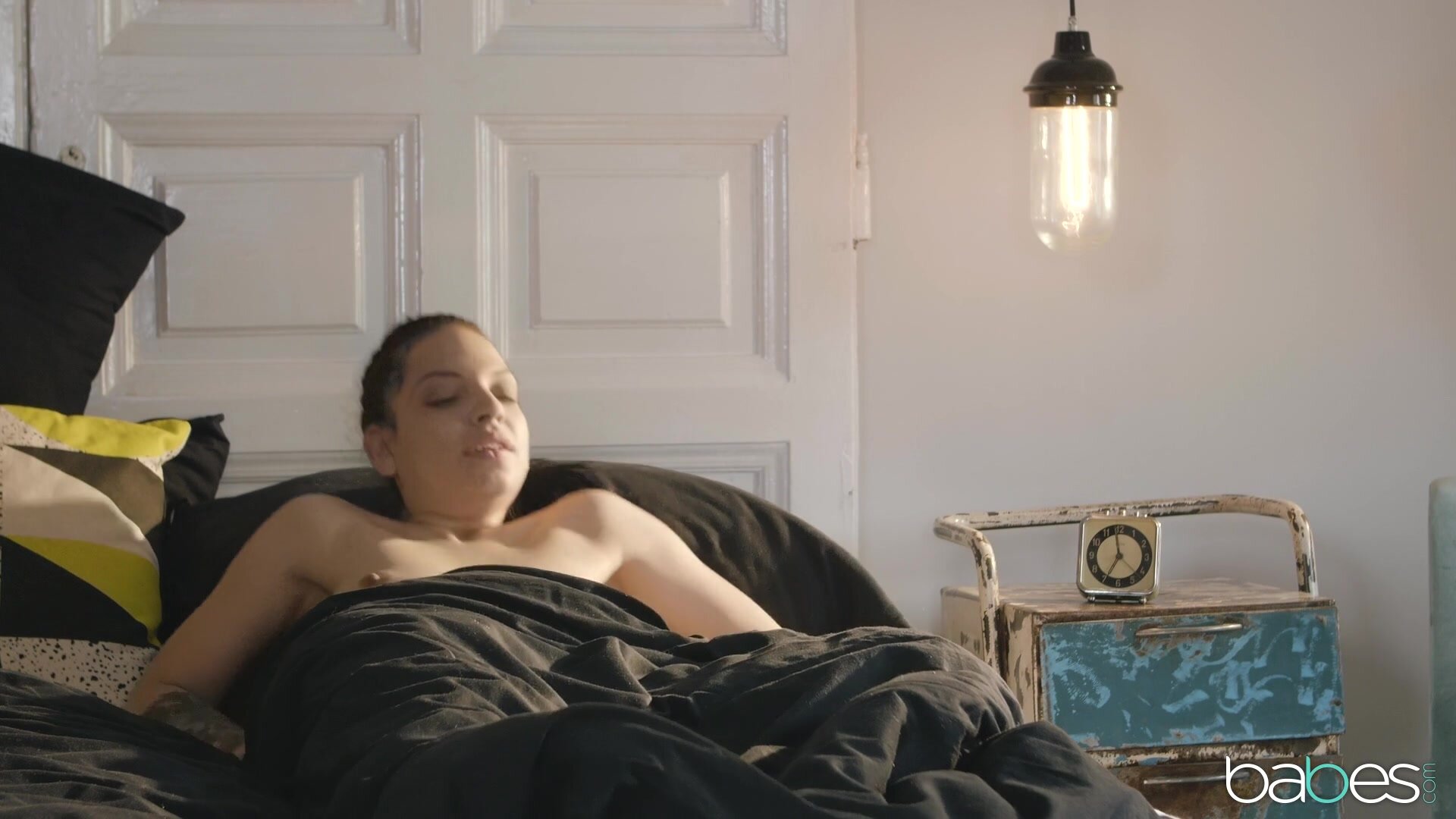 Stirling Cooper Mathilde Ramos - Morning Routine