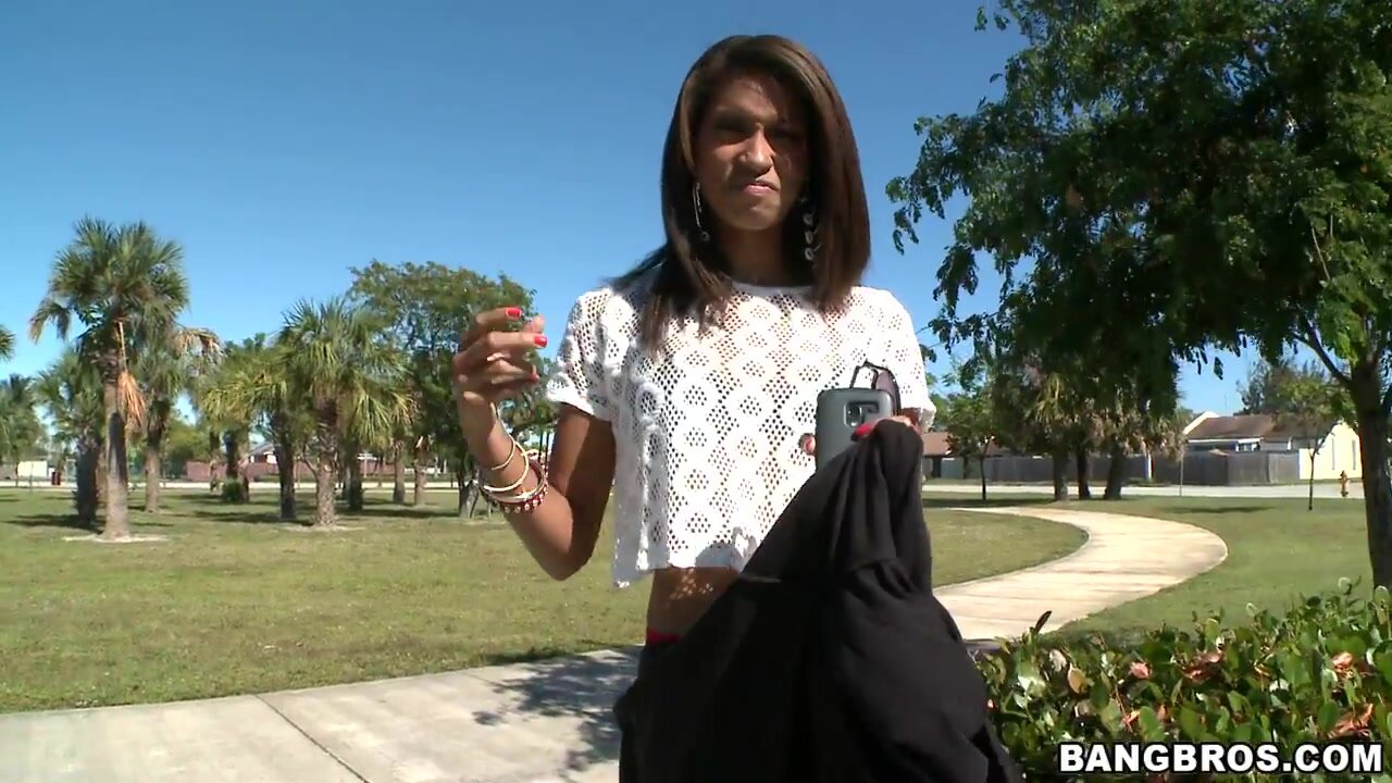 Staci Ellis - Dominicana With An Ass! 2