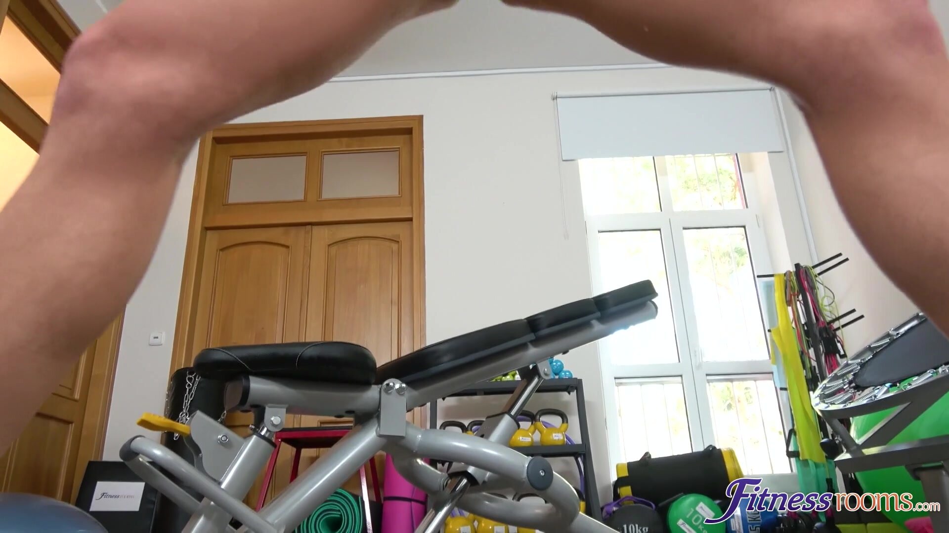 Fit Usa Blonde Squirts On Gym Perv