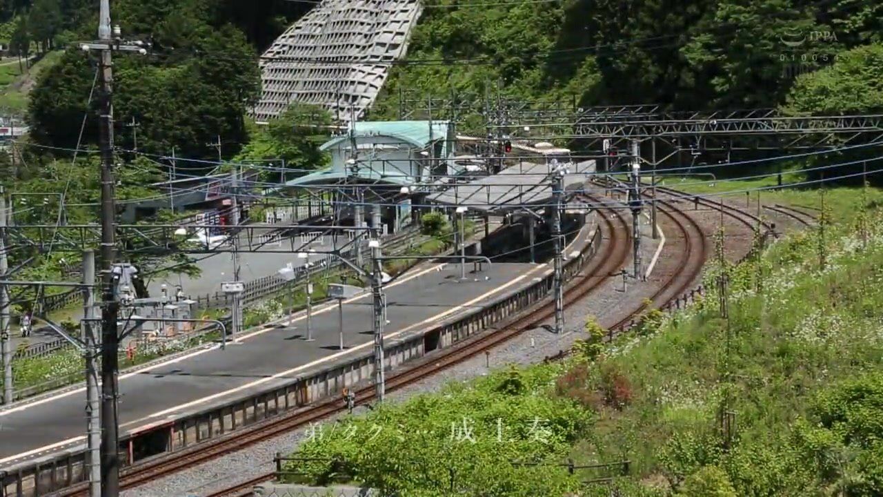 ADN-733 This summer, I lost my virginity to my older sister. Riho Fujimori