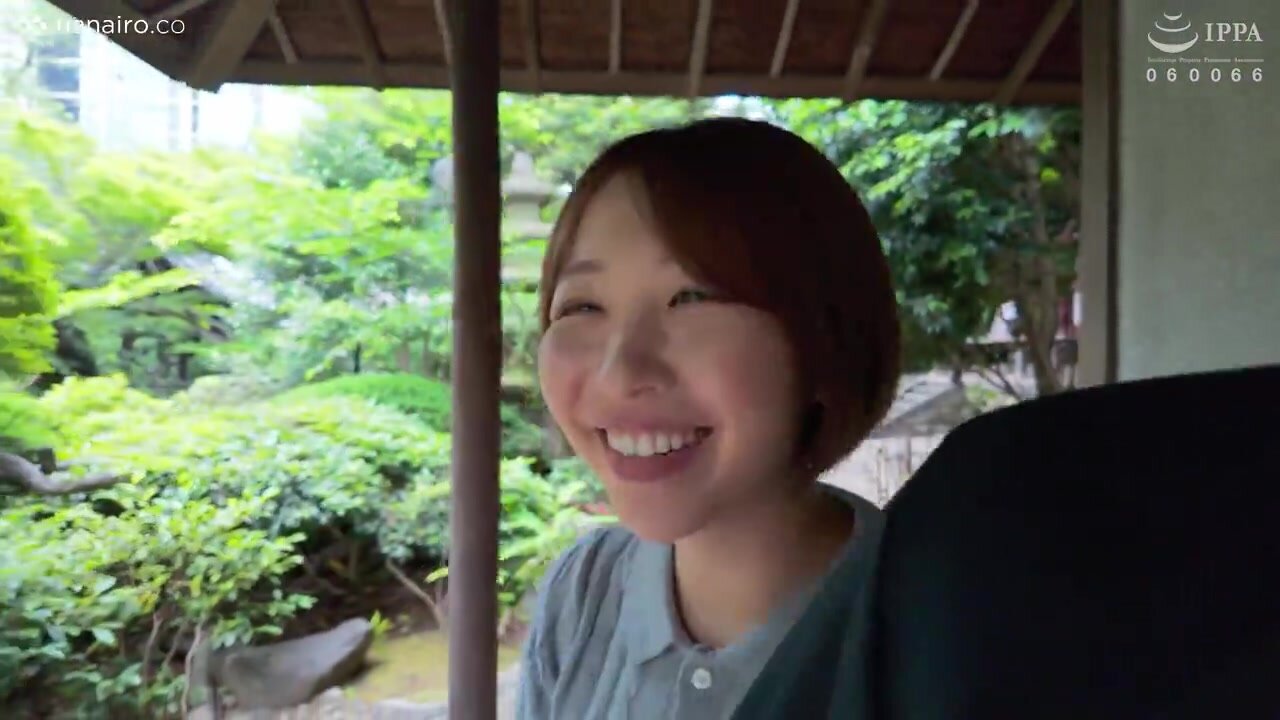 SQTE-635 With my girlfriend on a holiday. Creampie sex with her bouncy big breasts. Shishido Riho