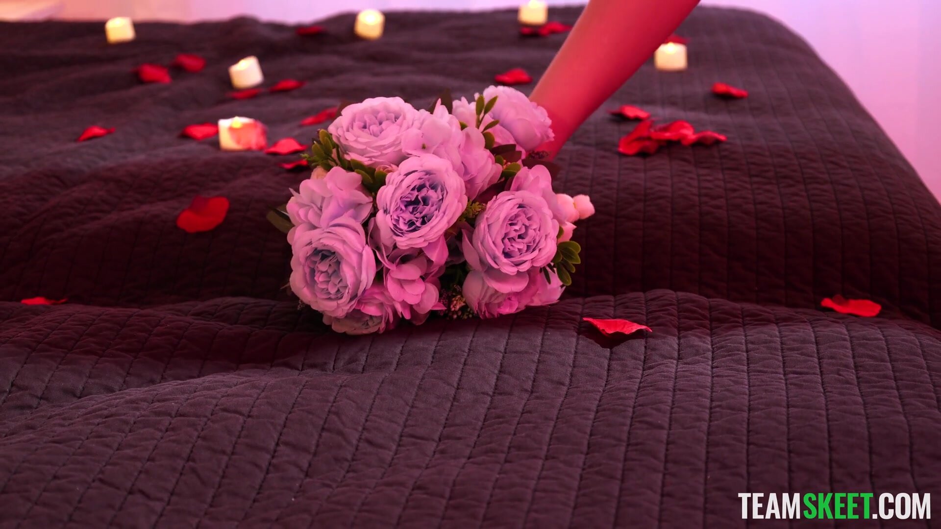 BadMilfs - Kiki Daire Athena Heart And Autumn Orchid