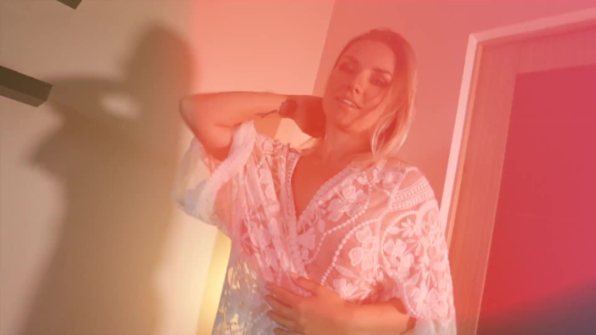 Andre Love - Sits on her face to lube her pussy for the swollen cock