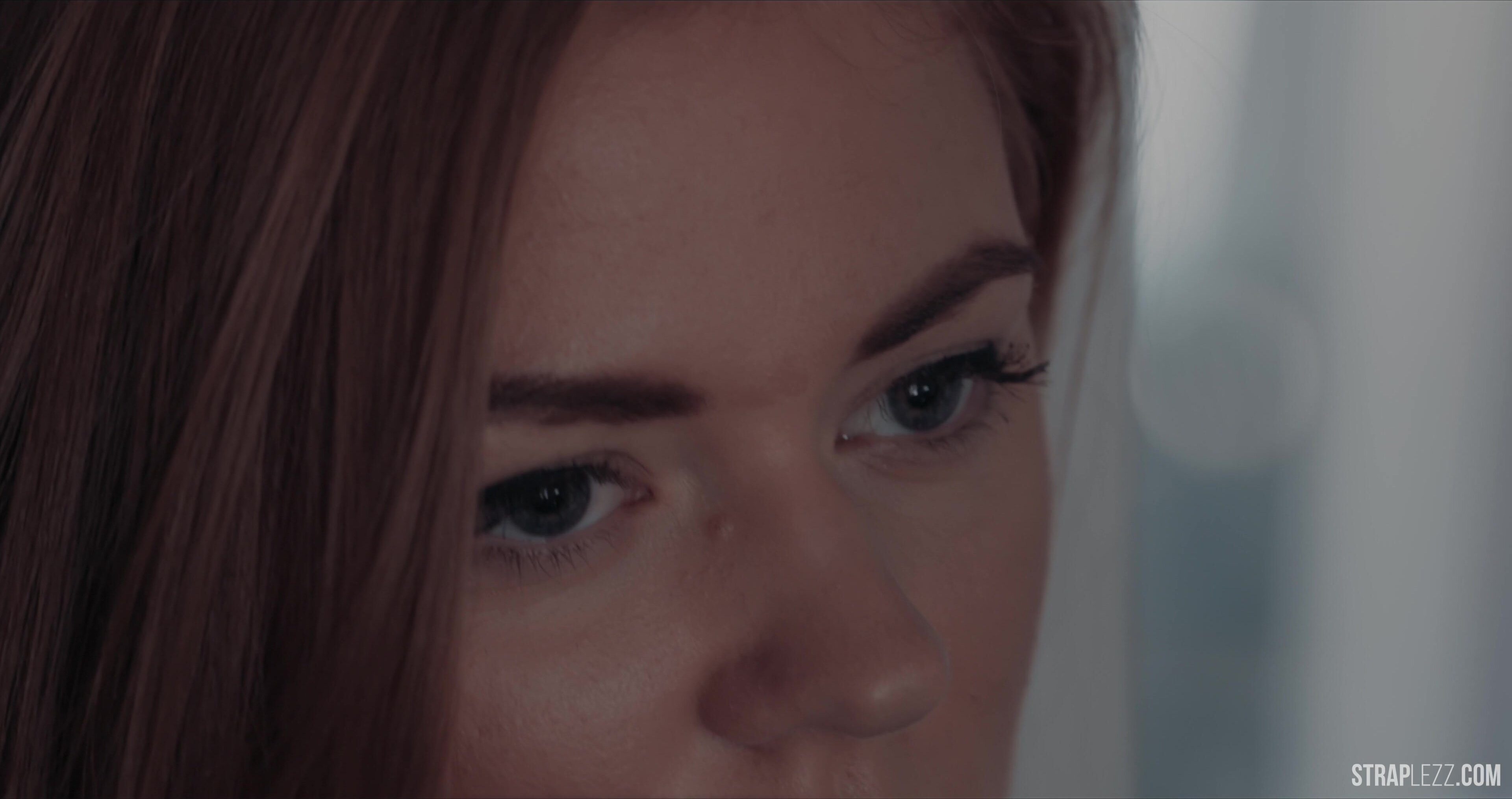 Merry Pie Rossy Bush A Distraction From Reading