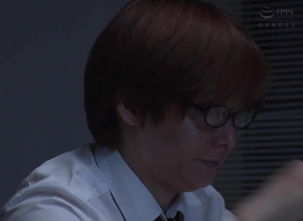 HZGD-322 A frustrated busty married woman who works as an office cleaner is so horny that she gets fucked every day. Hina Nitori