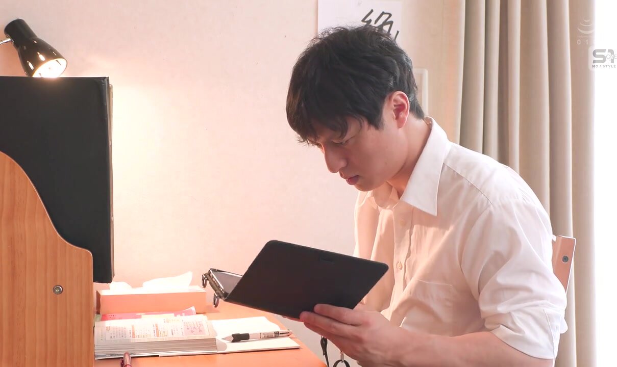 SONE-968 Rui Shido can't concentrate on the lesson today because he's distracted by his idol tutor's breasts