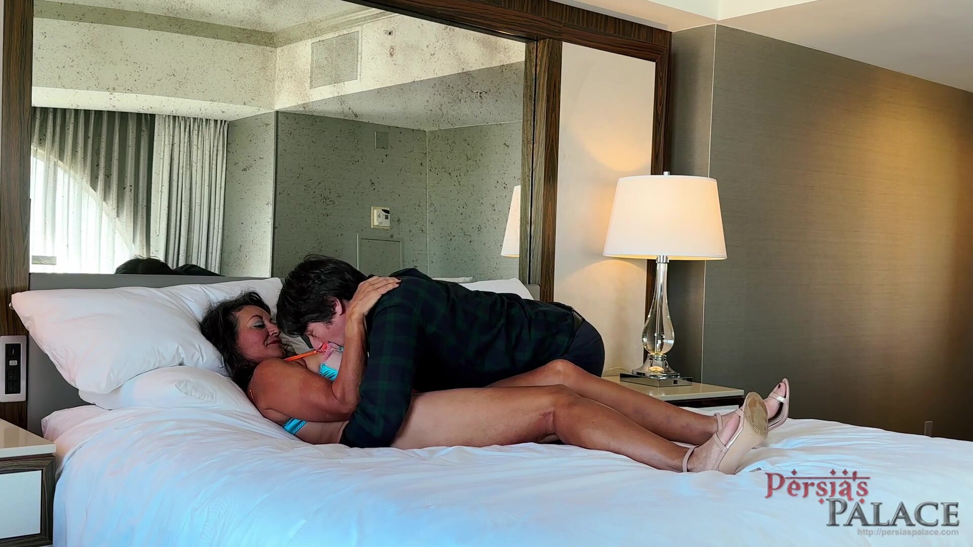 Persia Monir Fan Fuck creampie