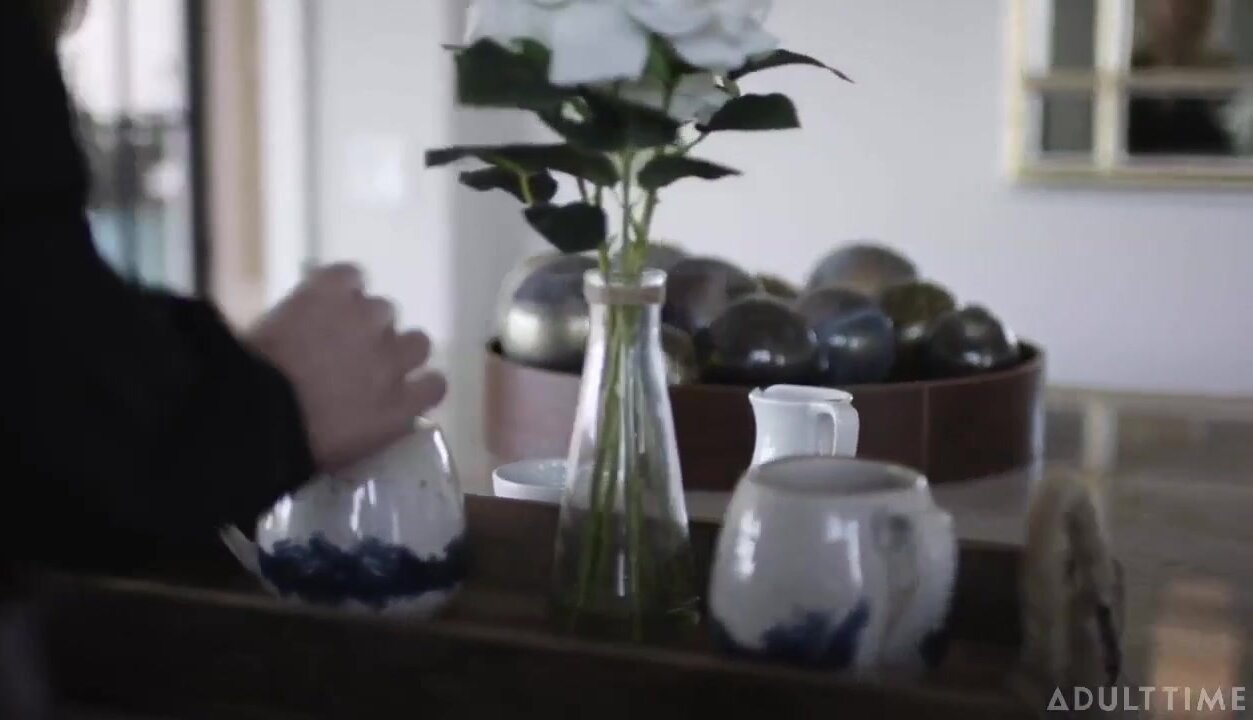 Savannah Bond & Kyler Quinn - Anal Envy: Taking All Her Firsts