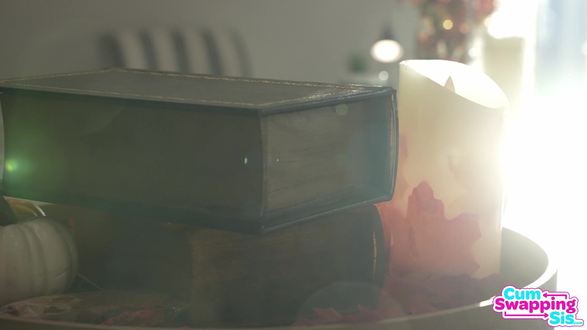 CumSwappingSis - Isabella Jules And Lulu Chu