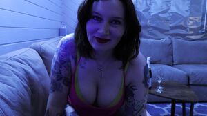 Bettie Bondage - Cougar Stripper Loves Your Huge Cock in 4K