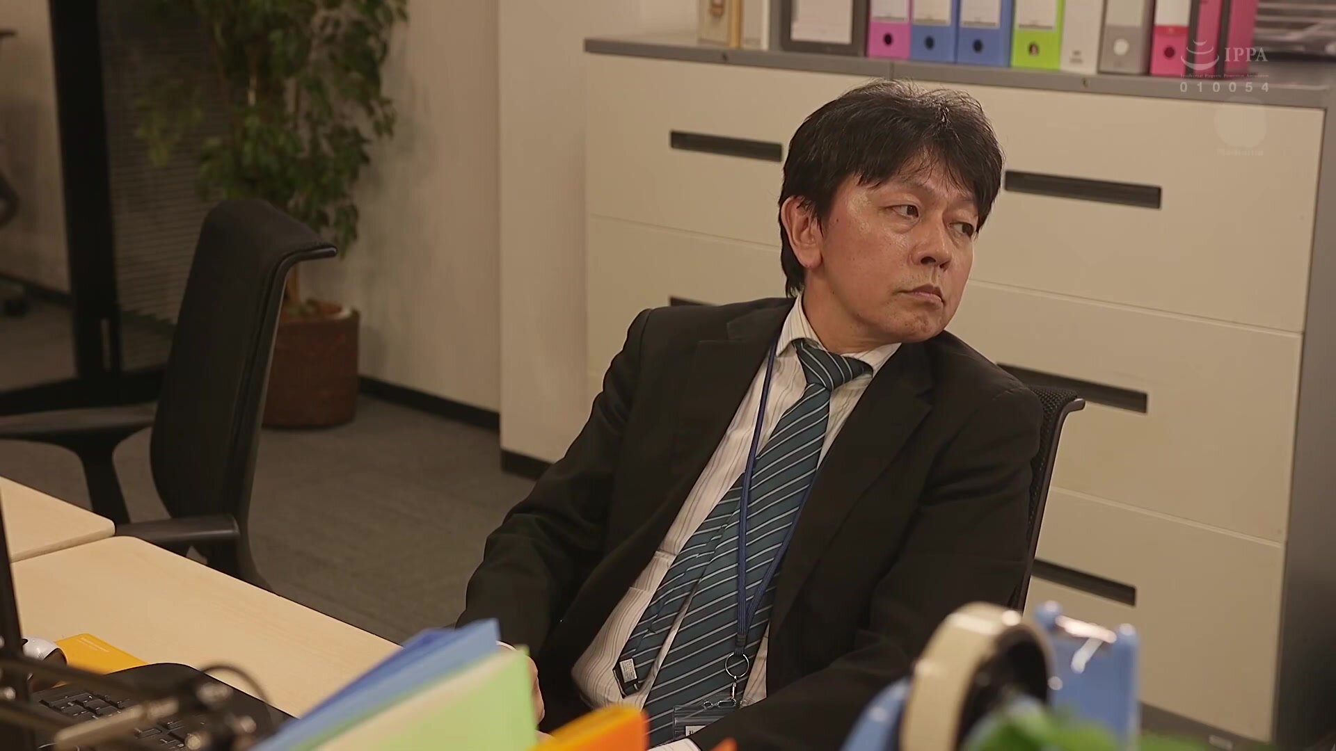 JUL-375 Meeting Room NTR: Friday 4 P.M., My Wife Always Disappears Into The Conference Room... Beautiful Fresh Face Shows Off Her Natural Sex SK**ls And Her First Creampie On Camera!! Honoka Kimura