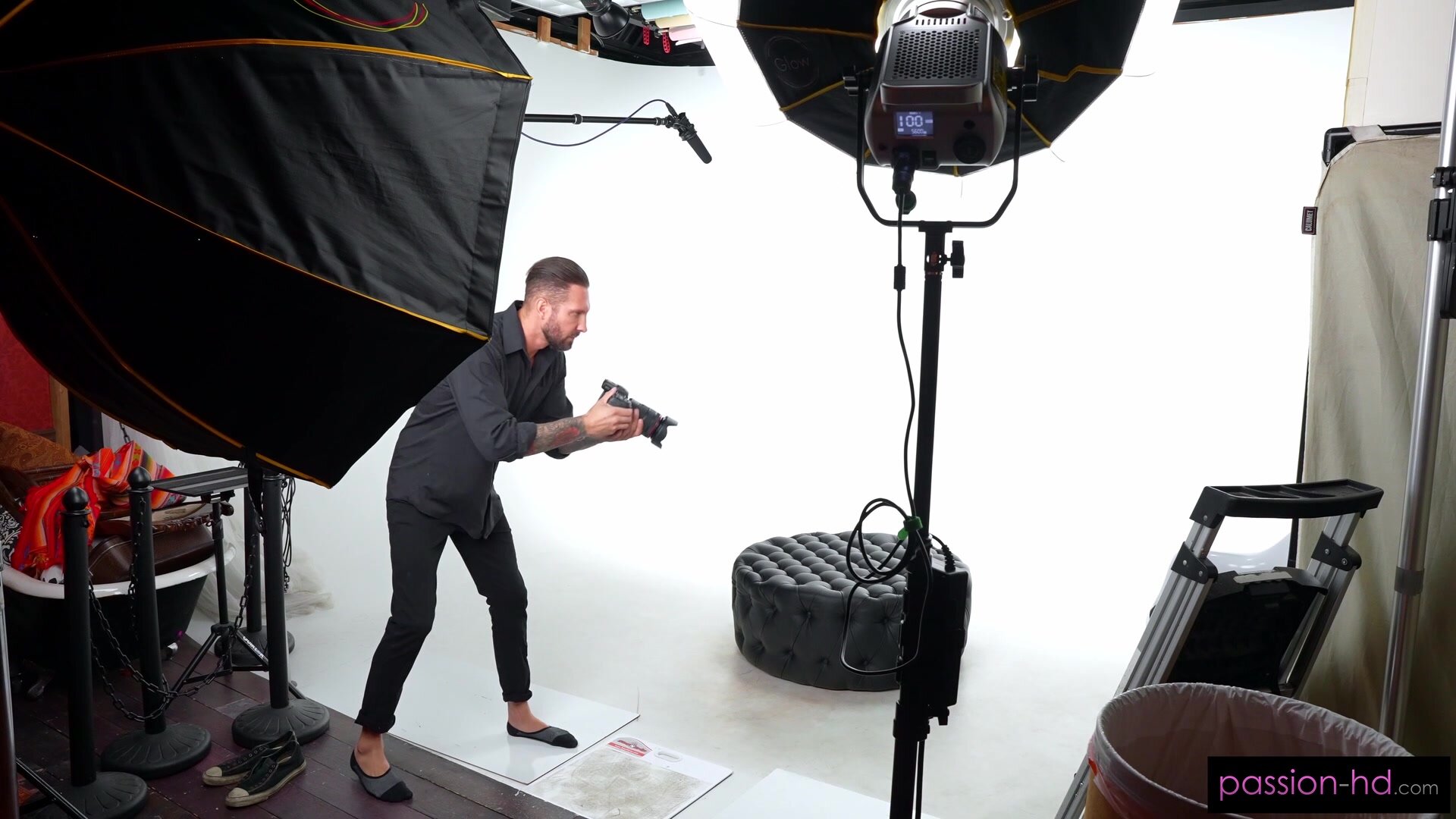 Passion-HD - Tess Thompson Model Behavior