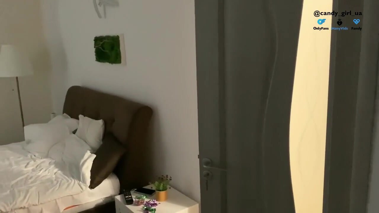 Tara Summers - Real Dirty Sex with a Stranger who Broke into my Room 2