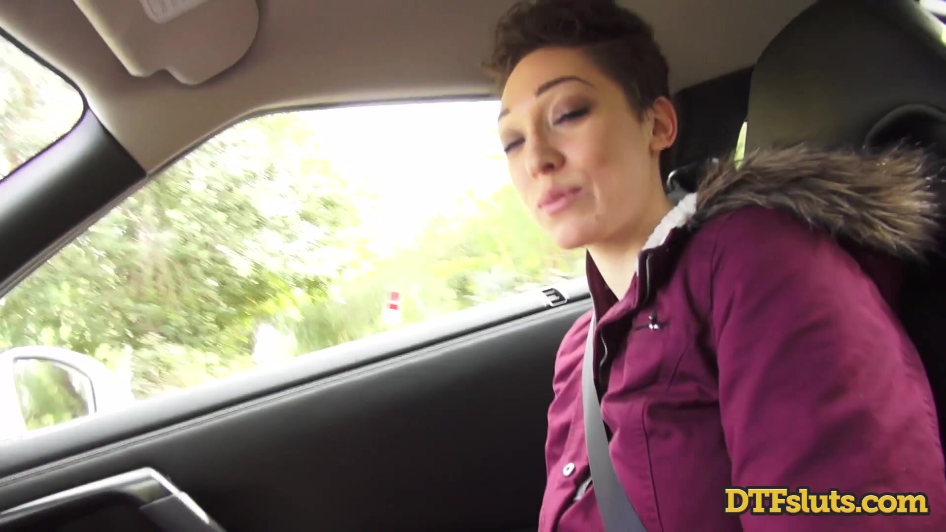 Lily Labeau - Lily Labeau Fucks In Her Friends House