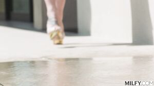 Milfy - Paris Lincoln Anal Loving MILF Gets Her Ass Filled Up