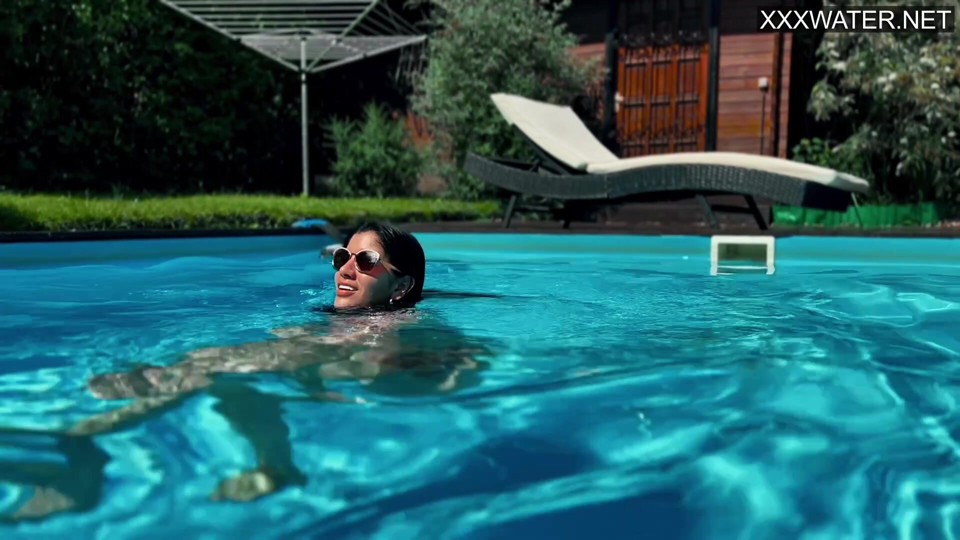 Yenifer Chacon's Latina Underwater Nude Swim