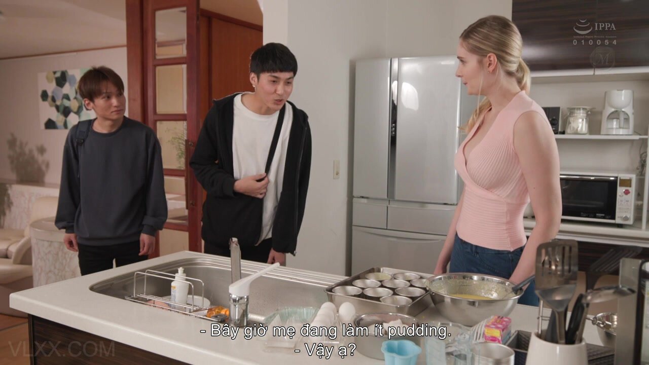 emma lawrence tradwife