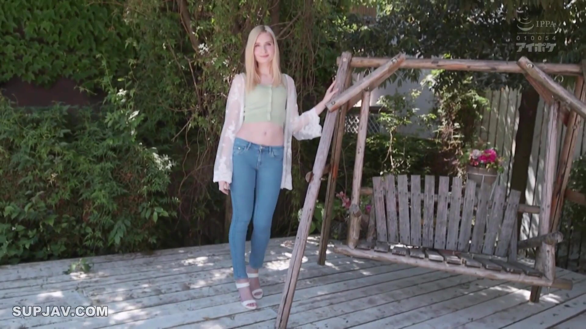 White Skin Beauty Fairy AV DEBUT The Fairy NAME IS EMMA LAWRENCE Emma Lawrence Oral SEX Queen Advent