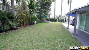 Kira Perez - Kira Finds Good Dick [HD Porn]