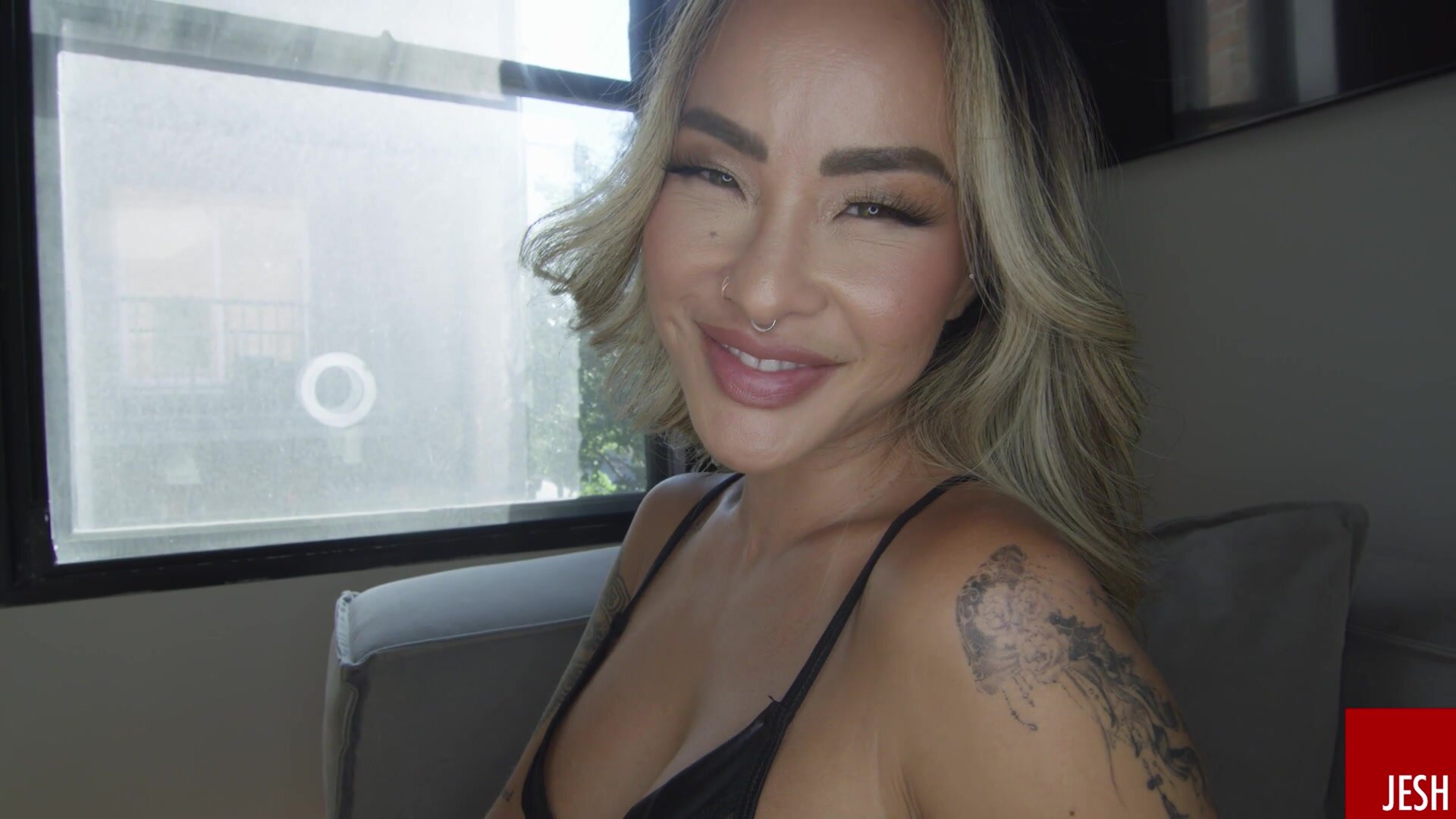 JeshByJesh - Linda Lan