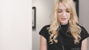 Natalie Mars, Kenna James - She's The Boss