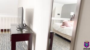 YinyLeon - Big Ass Latina MILF Tempts Her Neighbor To Break Her Ass