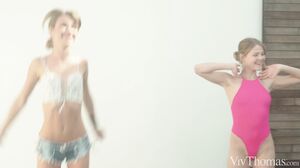 VivThomas - Viksi And Valeria Mint - Summer Kisses