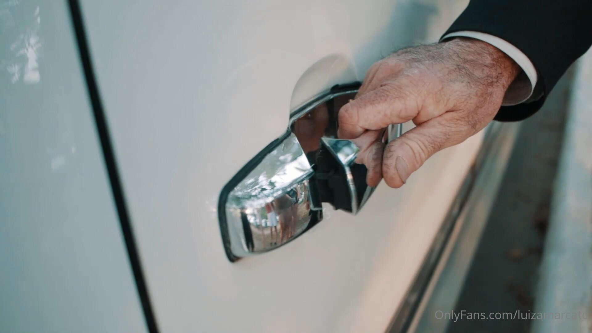 LuizaMarcato - Party in the Limousine Part 1. Fiesta En La Limusina Parte 1. Festa Na Limousine Parte