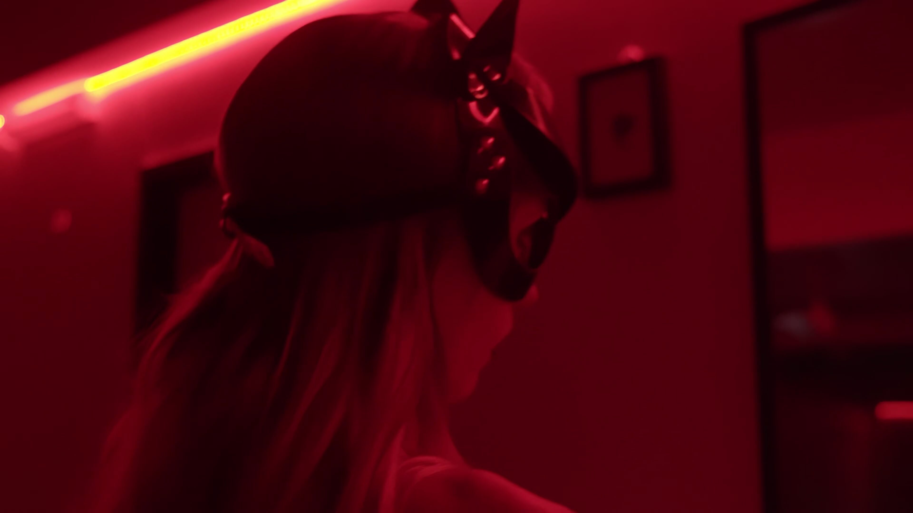 Scarlet Chase - Gothic Latex Whore Explores Her Asshole