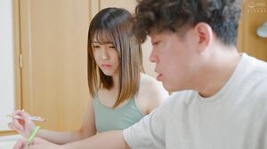 HUNTC-454 "Why am I feeling this dirty face? *Inner Voice" I've been teasing my extremely shy stepsister every day, and now she's super sensitive and has premature ejaculation problems! 4 Perverted Girls...