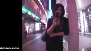 [Raw Dollar, Uncensored] Night Butterfly With Wide Open Legs, Raw Blowjob & Unwashed Cunnilingus, Raw 3P 2 Shots!! Laser Ejaculation To The Neck!! Her Hairy Pussy And Erect Clit Are Erotic!! A Lovely Smile And Plenty Of Sex Appeal!! Original Version Inclu