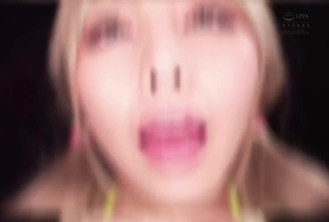 BLK-682 A snake tongue pussy girl who loves to lick and suck dick! A slurping blowjob and creampie fuck party until the rod goes blank