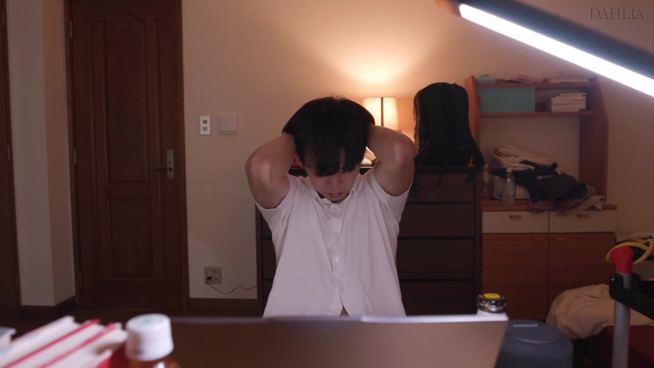 DLDSS-449 A natural, gentle wife who accidentally forgot her umbrella seduces you with her wet, see-through maxi dress. Non Kohana