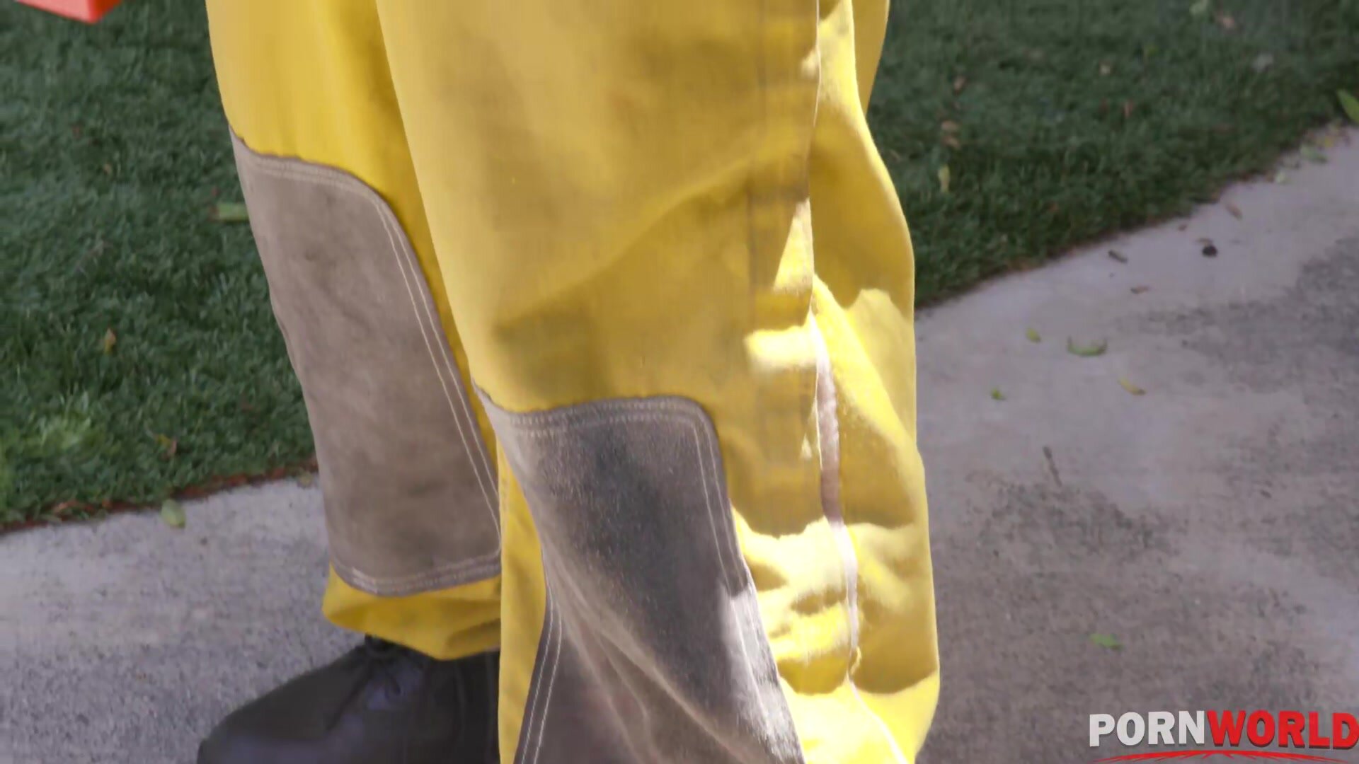 Hazel Moore - Home Alone Horny Teenage Slut Takes BBC Anal Pounding from Repair Man