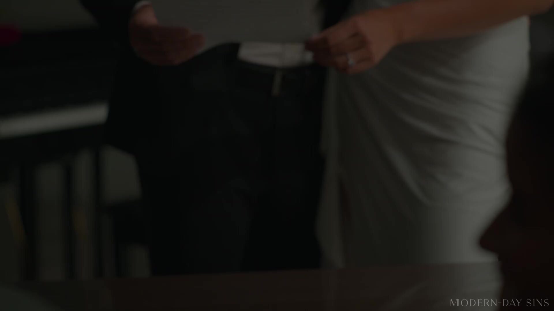 ModernDaySins - Gizelle Blanco - Wedding Day Display