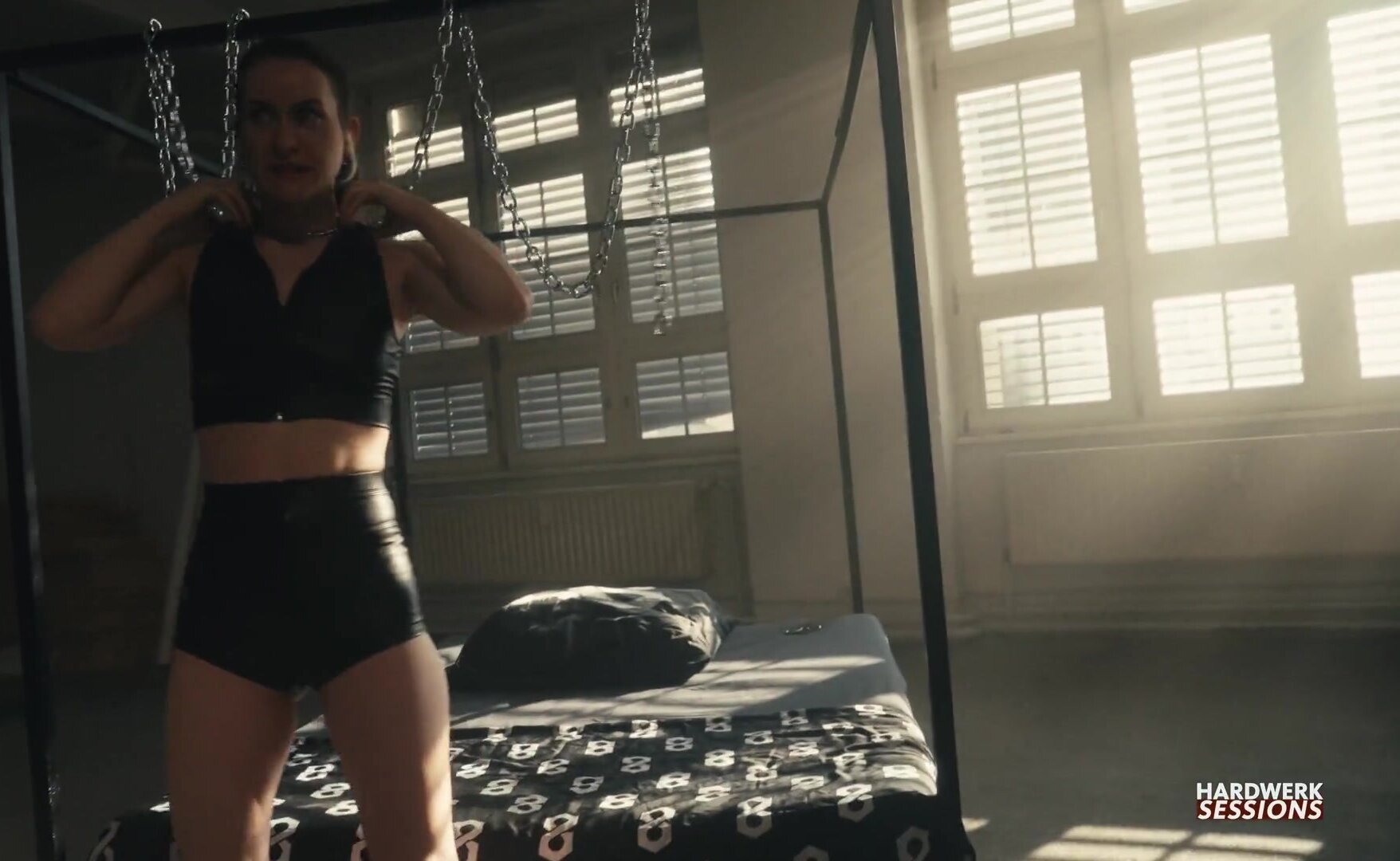 HardWerk - Miss Flora Red Session