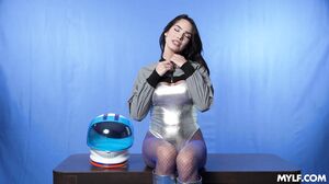 Ivy Ireland – AnalMom