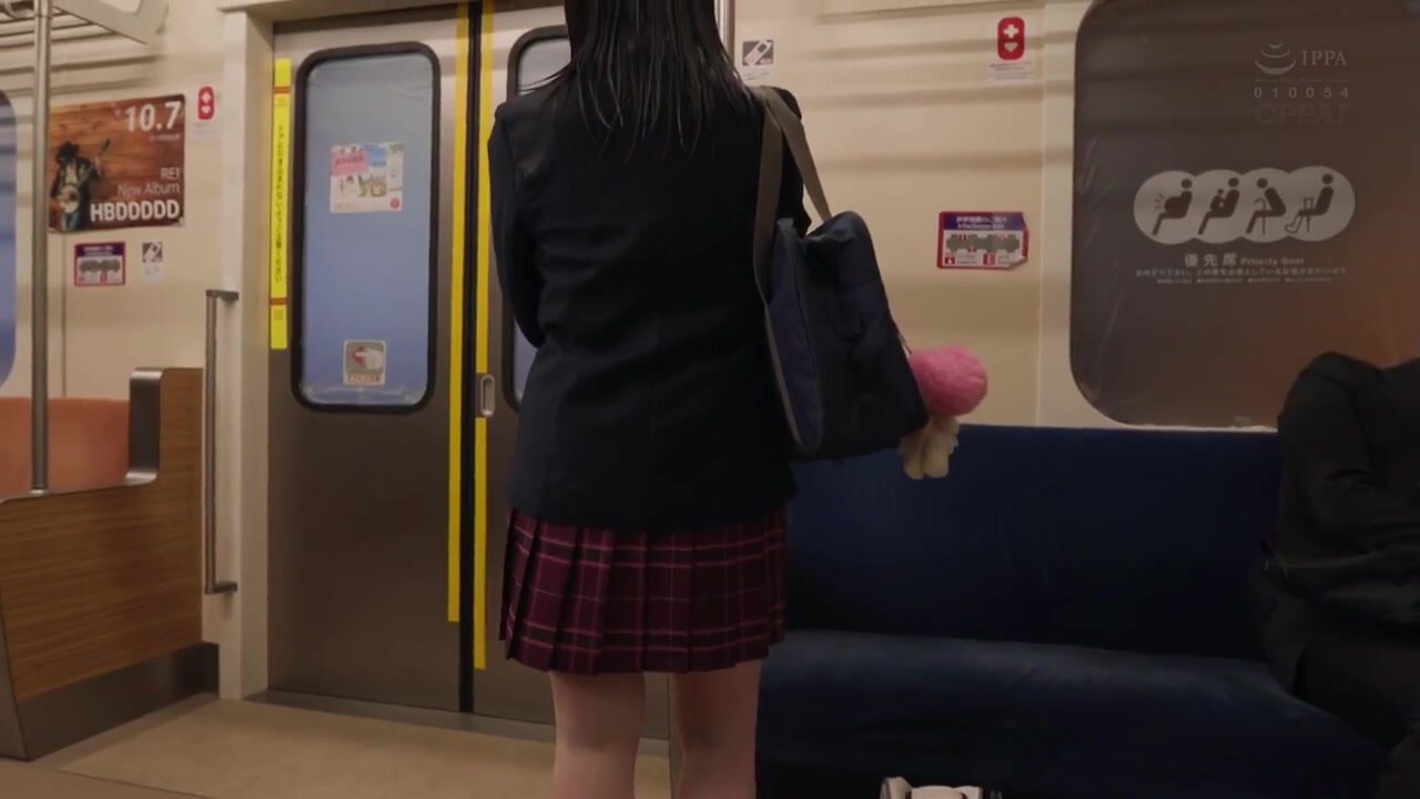 PPPE-382 I got molested on the last train on a rainy day and got off at an unmanned station to seek help. I gave in to the freezing cold and ended up spending the night with the molester... Fumika Nakayama