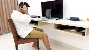 Summer Stepth - She catches her brother-in-law masturbating and decides to surprise him with a blowjob