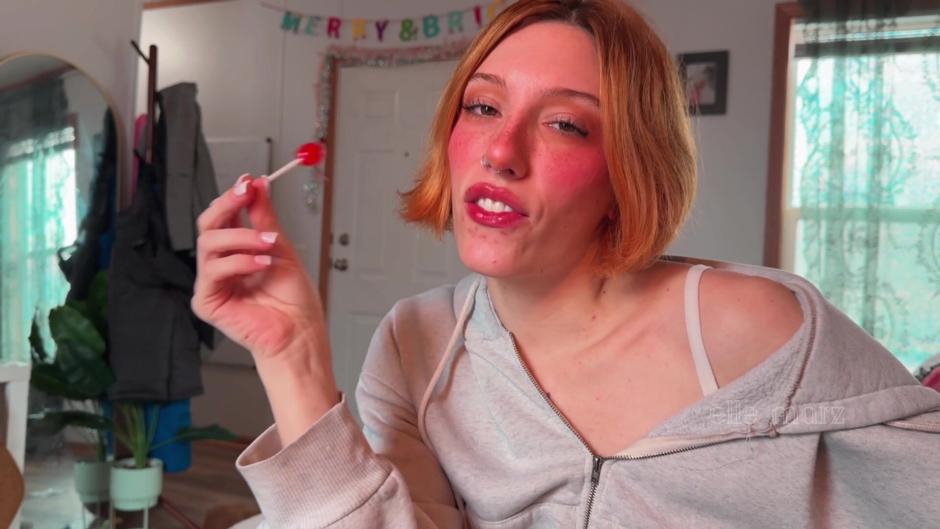 Elle Marz - Begging for Daddys Load