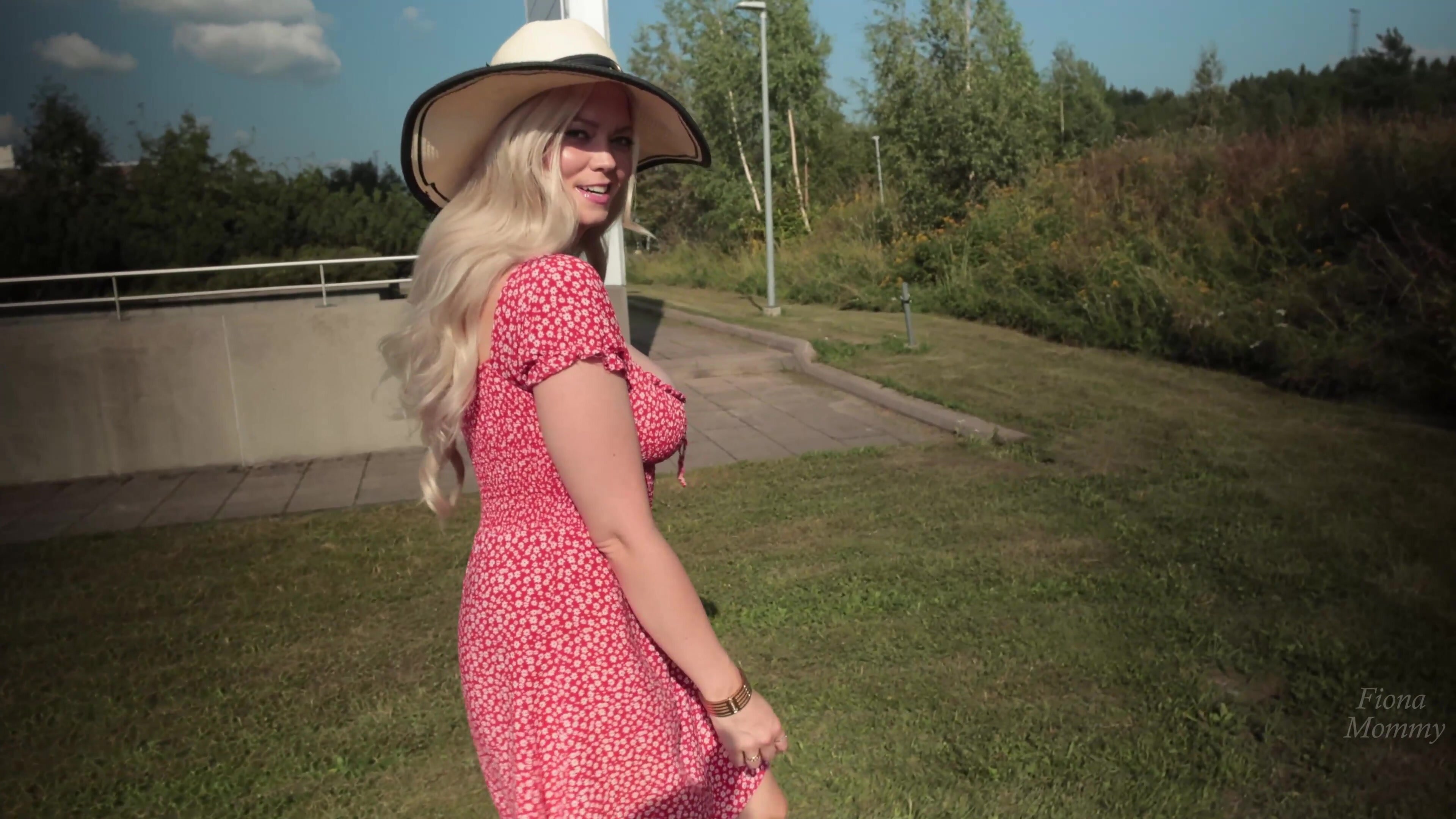 FionaMommy - Mommy's Summer Secret