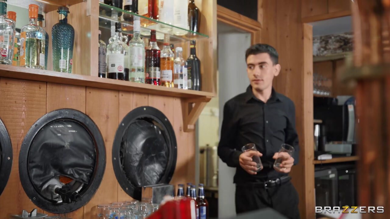 BRAZZERS - Zoe Grey Wants A Drink & Squirts On The Bartender Jordi's Face To Catch His Attention
