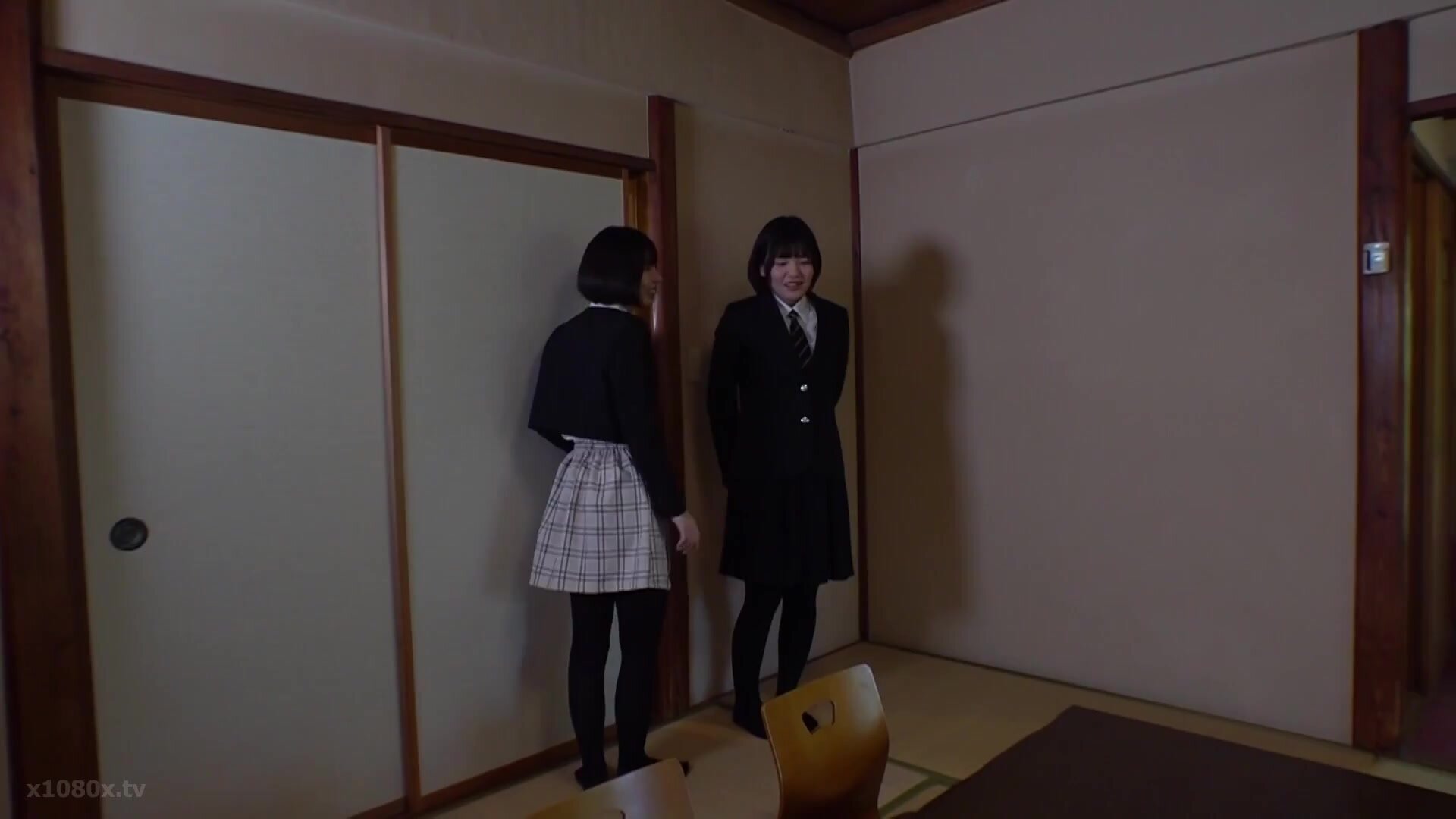 BANK-222 A Mischievous Hot Spring Trip With My Niece And Sister From A Single-parent Family