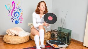 Alison Lip - Play Nice, Alison