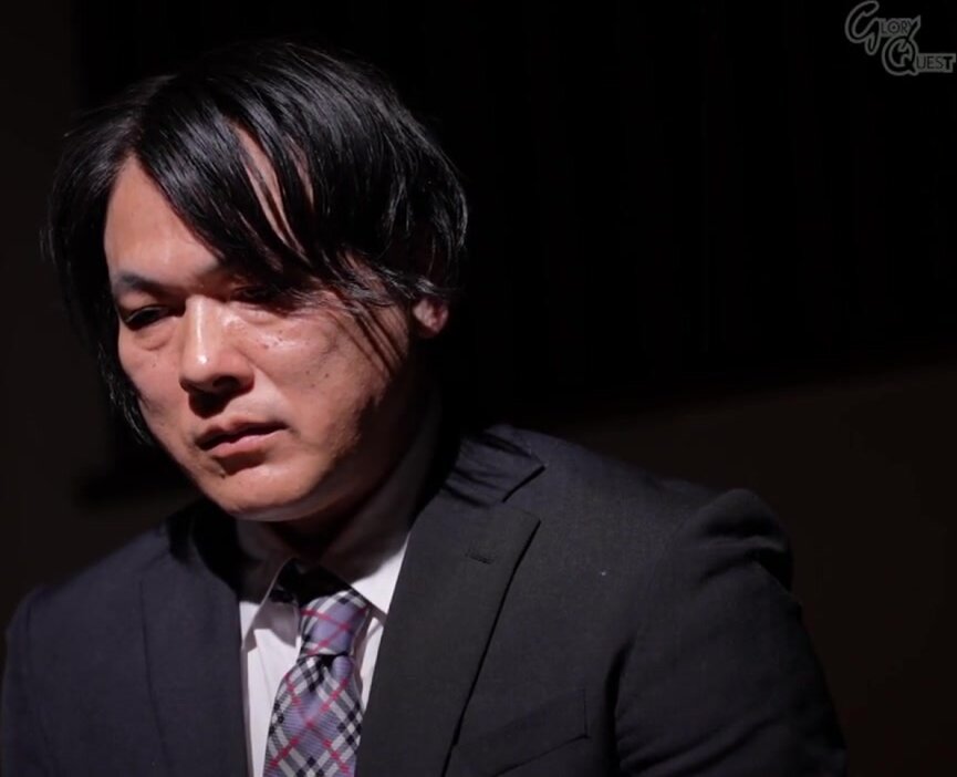 MVG-144 In order to help a school-refusing teenager become independent, she was brainwashed into deep throating and flowers to drink semen, and now she's attending school with an ahegao face - Ena Satsuki